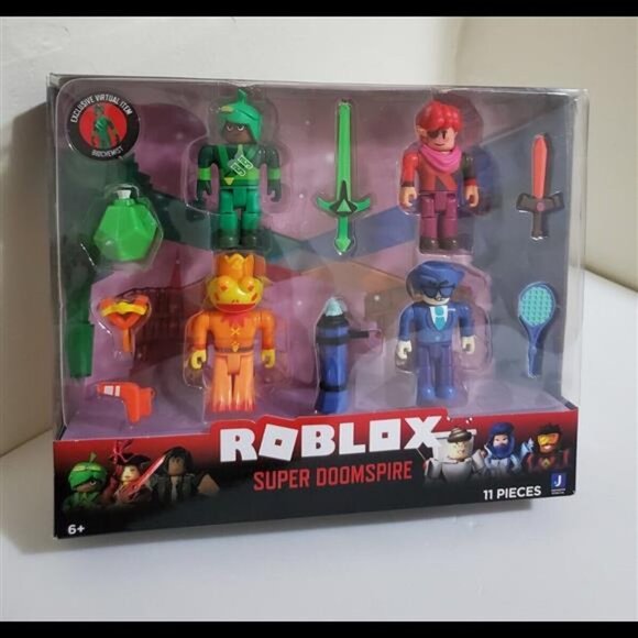 Roblox Action Collection Super Doomspire Four Figure Pack Includes Exclusive New - Picture 3 of 5